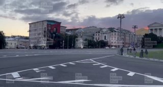 🇺🇸🇮🇱🇷🇺 השיירה המיוחדת של נציג ארה"ב ויטקוב וג'ארד קושנר הגיעה לארמון הקרמלין, שם צפויות להתקיים פגישו…