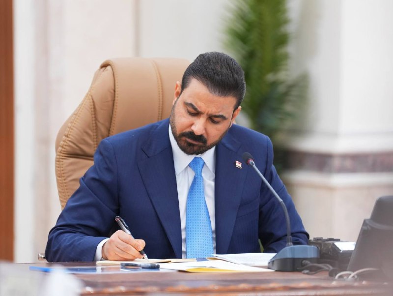 وجّهنا بأن يحتفظ موظفو المؤسسات التي تقرر دمجها ضمن وزارة الاقتصاد الرقمي والحوكمة بجميع مخصصاتهم وامتيازاتهم المالية الحالية، التي كانوا يتقاضونها في مؤسساتهم…