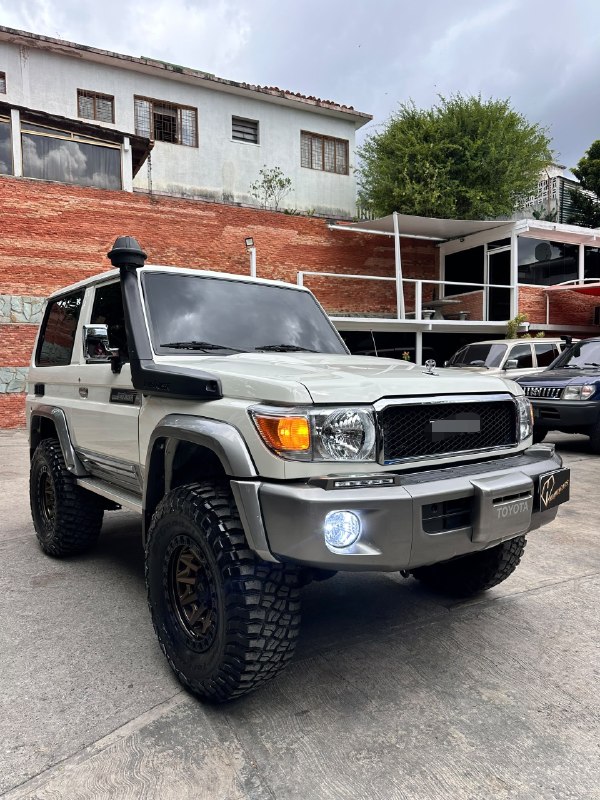 Toyota Land Cruiser 2019