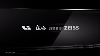 理想汽车与蔡司达成全球战略合作，AI 眼镜 Livis 12 月 3 日发布12 月 2 日，理想汽车正式宣布与蔡司开启全球性技术及市场战略合作，双方将为理想首款 AI 眼镜 Livis 提供光学技术支持。该产品发布会定于 12 月 3 日 19:30 举办。凤凰网🍀在花频道 🍵茶馆 📮投稿新鲜事