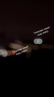 צילומים המציגים את פגיעתם של כמה טילים בליסטיים מסוג S-400 רוסים שעברו שינוי ב-רמ-48U בפרברים המזרחיים של ק…