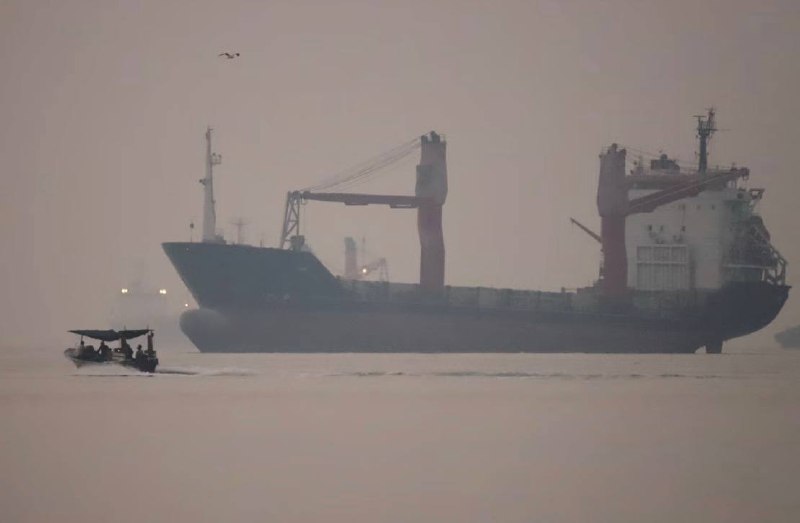 ️🇺🇸🇮🇷WSJ: Iran's ability to target ships in and around the Strait of Hormuz has improved in recent weeks, adding additional risks to crossing the Strait.