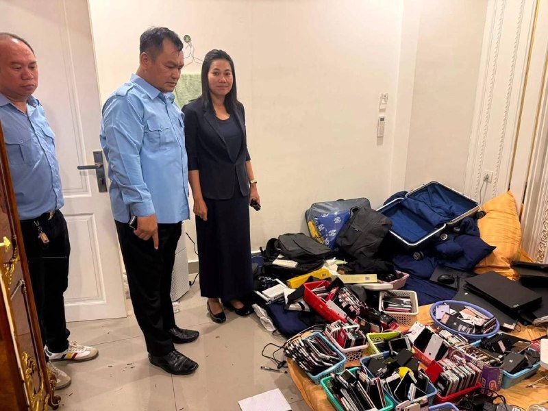 金边大事件：金边朗哥区突袭涉诈窝点 逮捕24名中马籍嫌犯 昨天 金边市朗哥区统一配图