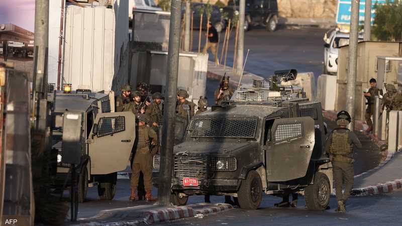 ערוץ 14 עברית: הרמטכ"ל זמיר שאל את הדרג המדיני: עמדתנו היא לסיים את מבצע "שאגה יהודית" בחברון, ואיננו חושבי…