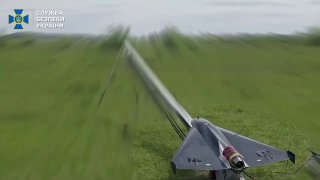 ️🇺🇦🇷🇺 The SBU (media 1) and Ukrainian drone manufacturer Wild Hornets (media 2) have both released footage of drone interceptors successfully intercepting Geran-5 jet-powered drones, with Wild Hornets using their Sting S system.