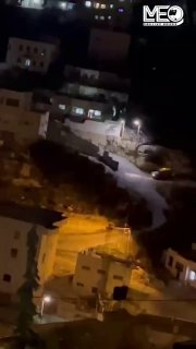 כוחות ישראל מסתערים מחדש על ביתו של ההרוג "חמודה אל-ג'בה" ומחבלים בתכולתו באזור "עין דיר בהא" בעיר חברון.