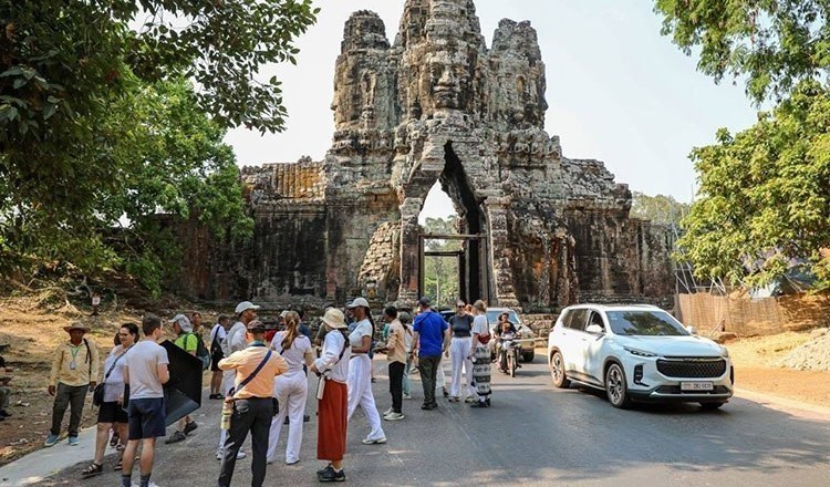 东南亚华人大事件：暴跌46%！ ！ 前7月国际游客仅199万 柬埔寨旅游部9月5日发布配图