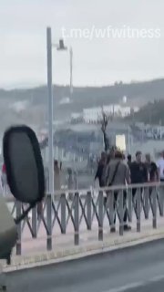 🇲🇦🇪🇸 רחובות סאוטה מלאים בגברים מרוקאים צעירים בתוך נוכחות צבאית ספרדית הולכת וגדלה.