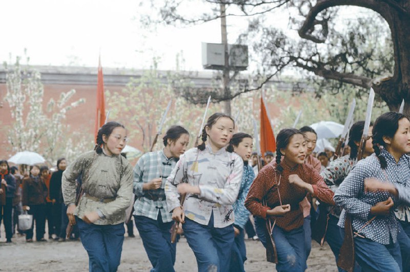 北京，1966，国庆节 source北京，1966，国庆节 source