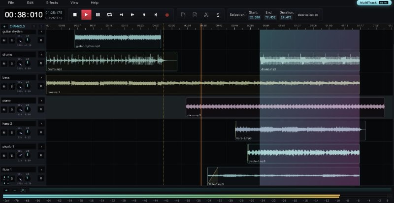 #音频 #开源 AudioMass 在线音频编辑工具，可对音频进行裁剪、拼接、淡入淡出、静音、反转、变速、音量调整以及频谱分析等操作，还支持麦克风录音与多轨编辑功能，内置均衡器、压缩器、混响、延迟、失真、音调偏移等常见音频效果，支持 MP3、WAV、FLAC、OGG 等格式，所有处理均在本地完成，免费开源，无需注册