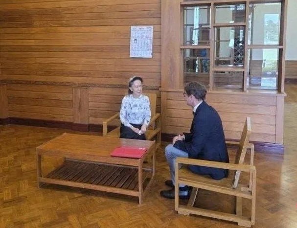 Image from a post by 东南亚黑料大事件