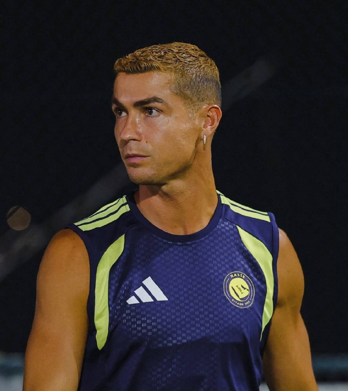 FUNNY SOCCER | فانی ساکر: 📷⚽️استوری جدید لجند کریستیانو رونالدو ✅@funnysoccer