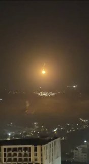 צה"ל מבצע בשכם. נור זמן קצר לאחר פיצוץ.