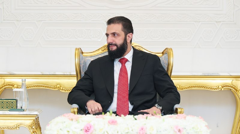 היום, בארמון העם בדמשק, קיבל מר הנשיא אחמד אל-שרעא את שר הפנים של ממלכת בחריין, לוטננט גנרל שיח' ראשיד בן ע…