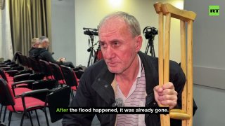 בלעדי: ללא מים, ללא חשמל, ללא גז -. סרגיי ל-RT על החיים באליושקי לפני שפונה חיילים רוסים הביאו להם מזון ואס…