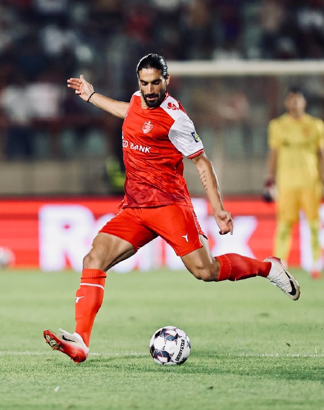 لیگ ایران | 🇮🇷 PersianLeague: 🚨مهدی تارتار بار دیگر با پیوستن ابرقویی به سپاهان مخالفت کرد┅┅┅┅🇮🇷 @PersianLeague