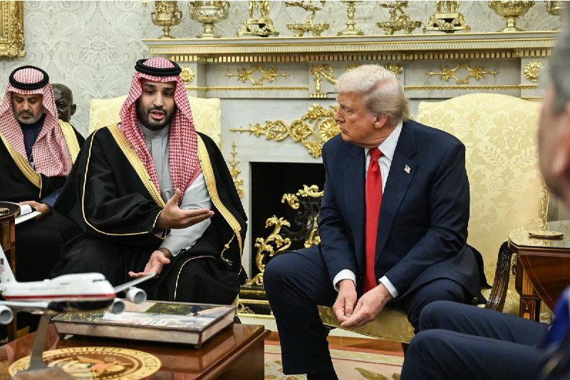 ️🇺🇸🇸🇦🇾🇪🇮🇷NYT: US President Trump has repeated the question of whether to order US strikes against the Iran-backed Houthis in Yemen after a conversation with Saudi Crown Prince Mohammed bin Salman, after originally opposing the strikes.