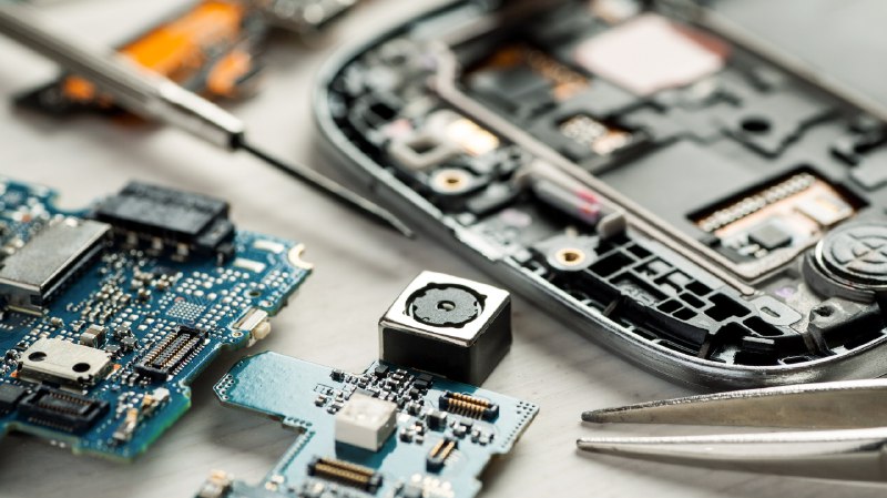 中芯国际 N+3 工艺制造麒麟 9030 芯片，向 5nm 技术迈进TechInsights 最新分析显示，华为麒麟 9030 应用处理器采用中芯国际 N+3 工艺制造，这是该代工厂在早期 N+2（7nm 级）技术基础上的缩放演进版本