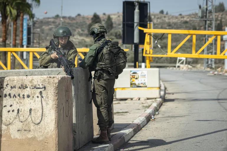 כמעט 5,000 פלסטינים נעקרו או נפגעו כאשר המצור הישראלי על חברון (אל-ח'ליל) נכנס ליום החמישי
