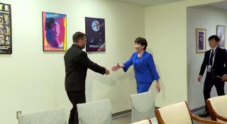 ️🇺🇦🇯🇵 Ukrainian President Volodymyr Zelensky met with Japanese Prime Minister Sana Takaichi in New York, where they discussed continued Japanese support for Ukraine and possible cooperation on technology.