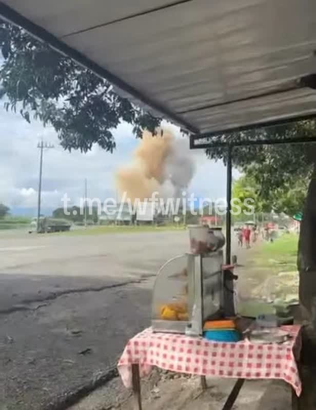 ️🇨🇴 שלטונות קולומביה ביצעו פיצוץ מבוקר של אוטובוס עמוס בחומרי נפץ בתא האגרה של וילה ריקה בכביש הפאן-אמריק…