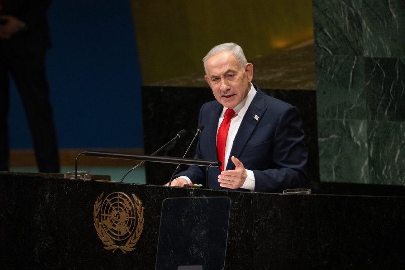 בפוסט שלו ב-X הזהיר נתניהו: "אם לא אנצח בבחירות, כולנו נמות". הוא צירף למוצב תמונה מדומה של פצצת אטום מעל ת…