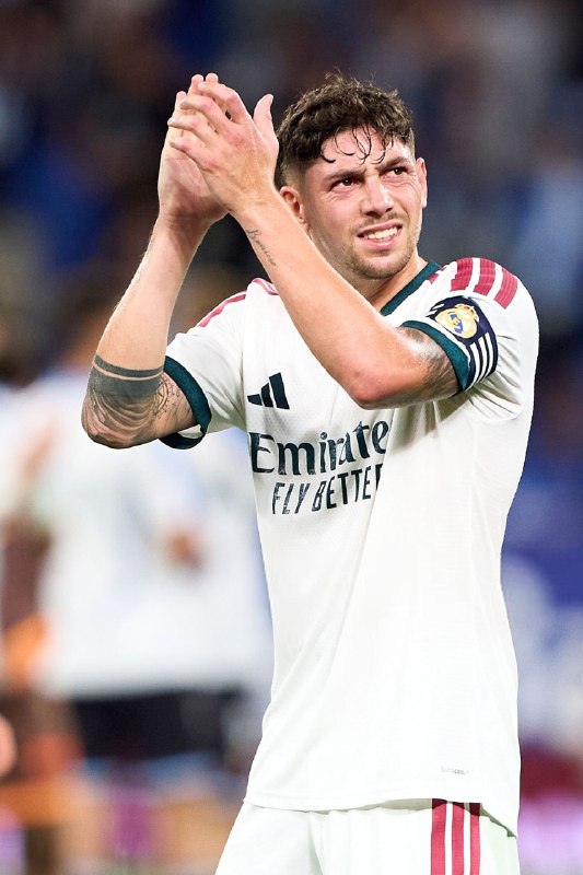 رئال مادرید | Real Madrid C.F: کاپیتان بعداز پایان بازی. 🔥🤍🆔 @RealMadridFans🇪🇸| @RealMadridTweet | #mt