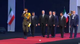 משלחת מטורקיה השתתפה בטקס האשכבה למנהיג המהפכה האסלאמית