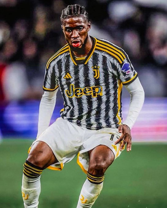 Juventus.iR: حرفه‌ای ساموئل ایلینگ-جونیور (۲۲ ساله) تا امروز:🔵 چلسی: ۲۰۱۱–۲۰۲۰⚪️⚫️ یوونتوس: ۲۰۲۰–۲۰۲۴🟣 استون ویلا: ۲۰۲۴🔴 بولونیا (قرض