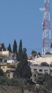 צבא הכיבוש ממשיך בפעולות הדחפור שלו בשכונת אל-ג'בריאת, המשקיפה על מחנה ג'נין. במטרה להקים מחנה השייך לצבא ה…