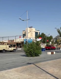 היערכות צבא עיראק ליד הקונסוליה הכווית בבצרה