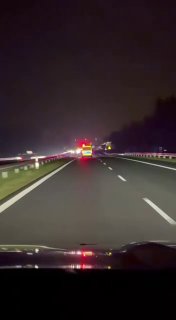 ינשופי לילה, בואו נבין במילים פשוטות למה קורה מה שקורה בפולין. מהות המחלוקת היא המאבק על בית המשפט, שיכול ל…