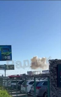 להיט קמעונאי של פולטאבה אתר אזרחי גדול נוסף באוקראינה נפגע, הפעם היפרמרקט מוקד בפולטבה. המדינה בזמן המלחמה…