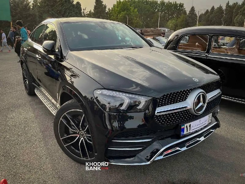 Khodrobank: ⭕️ چراغ سبز مجلس به واردات خودروهای کارکرده؛ سقف ۲۰ هزار دستگاه برای سال جاری▪️ فرشاد ابراهیمپور، عضو هیئت رئیسه مجلس ش