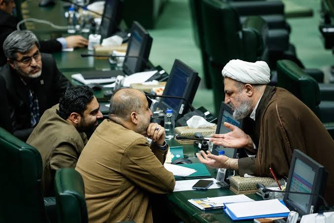 برای ایران: داستان‌های باور نکردنی: این قسمت مجلس دوازدهممیلاد علوی خبرنگار شرق:شاید باور نکنید؛ براساس ماده ۱ «مصوبه مقابله با نفوذ