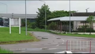 妙瓦底大事件：307名中国籍人员经泰国遣返回国 涉缅甸妙瓦底电诈园区及非法居留人员配图