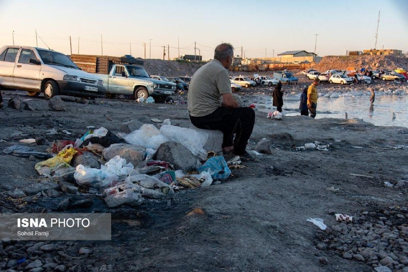 آژانس خبری رکنا | Rokna NEWS Agency: 🌊 دریاچه ارومیه که پس از بارشهای اخیر از خطر خشکی کامل فاصله گرفته، حالا با انباشت زبالههای رهاشده گردشگران در سواحل خ