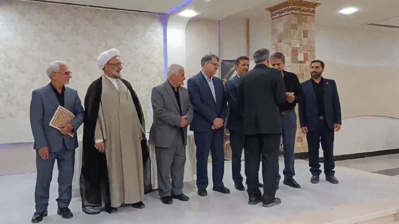 خبرفوری صافی نیوز: 📣آیین بزرگداشت سی امین سالگرد تاسیس رادیو شهر مراغه🔹️آیین بزرگداشت سی امین سالگرد تاسیس رادیو شهر مراغه با حضور اهالی فر