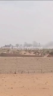 עשן עולה מנמל התעופה גאו במאלי לאחר מתקפת FLA/JNIM
