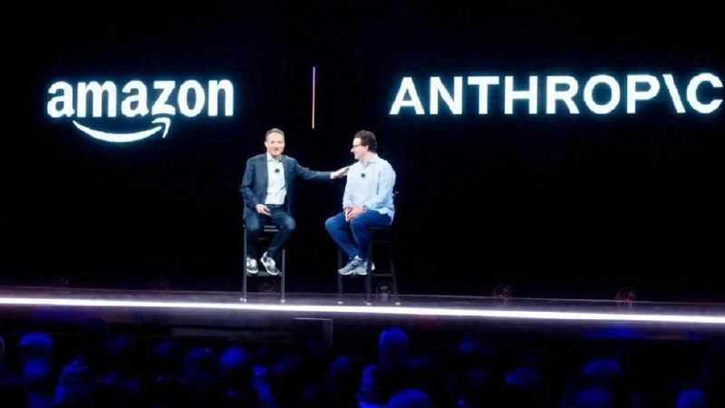 📱 亚马逊披露持有 Anthropic 价值606 亿美元股权亚马逊 2 月 9 日披露，其持有 Anthropic 458 亿美元可转换债券及 148 亿美元无表决权优先股，合计价值 606 亿美元