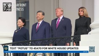 ️🇺🇸🇨🇳 President Donald Trump and First Lady Melania Trump with Chinese President Xi Jinping and his wife Peng Liyuan watch a performance by the US Marine Corps' Silent Demonstration Unit.