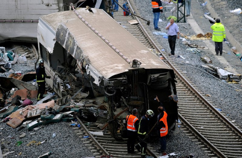 ניצולי תאונות הרכבת הקשות ביותר בספרד דוחקים בפעולה לאחר האסון האחרון. בעוד אנשים הסובלים מההיסטוריה של דחק…