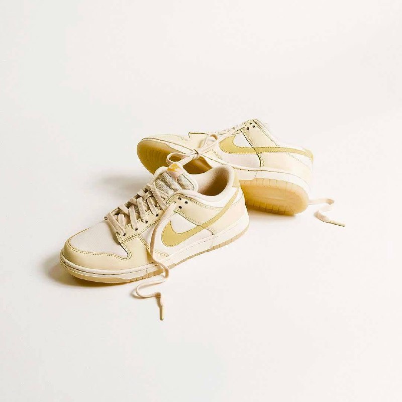 Imagem Tênis Dunk Low SE “Pale Ivory”