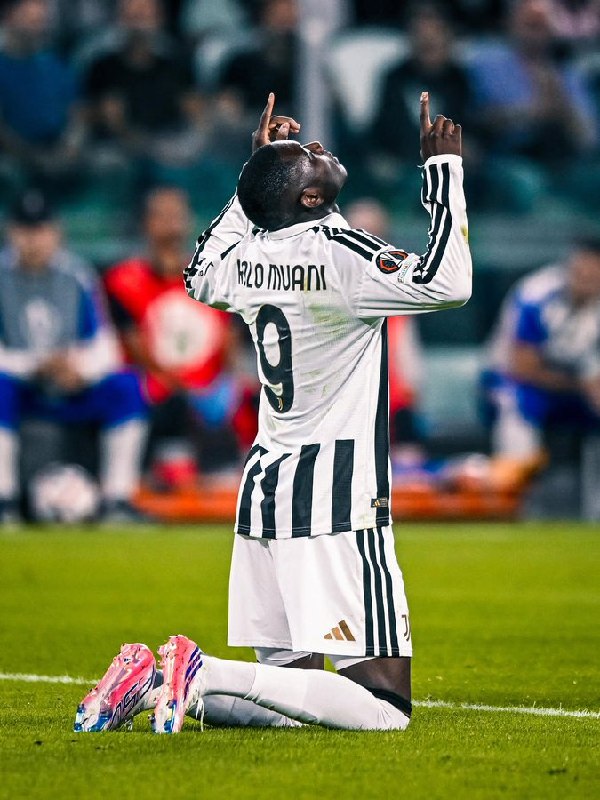 Juventus.iR: چه لحظه‌ای برای کولو موانی! 🇫🇷🔥امیدواریم این تازه شروع گلزنی‌هاش باشه و دیگه متوقف نشه. ⚪️⚫️@Juventus_iRan