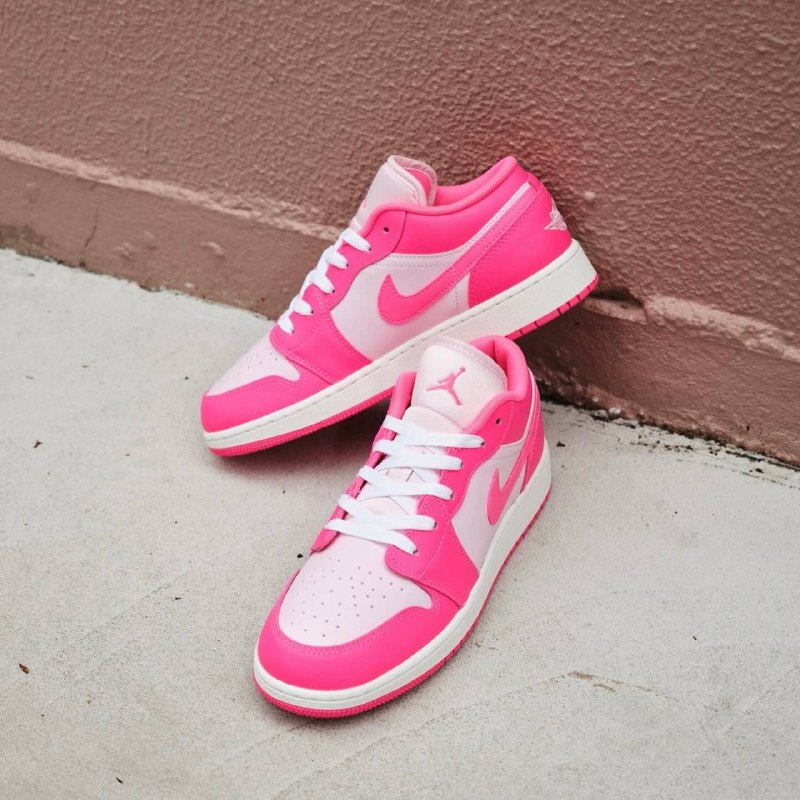 Imagem Tênis Air Jordan 1 Low GS Valentine’s