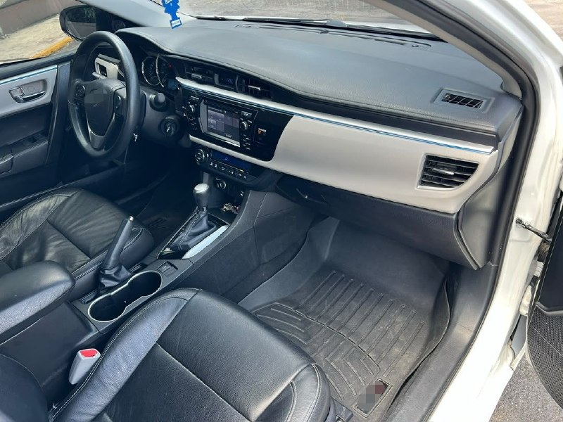 Toyota Corolla 2015