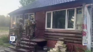 ה-FSB, יחד עם משרד הפנים והמשמר הלאומי הרוסי, הפסיקו את פעילותם של 126 בני אדם ב-53 אזורים ברוסיה, שלפי נתו…