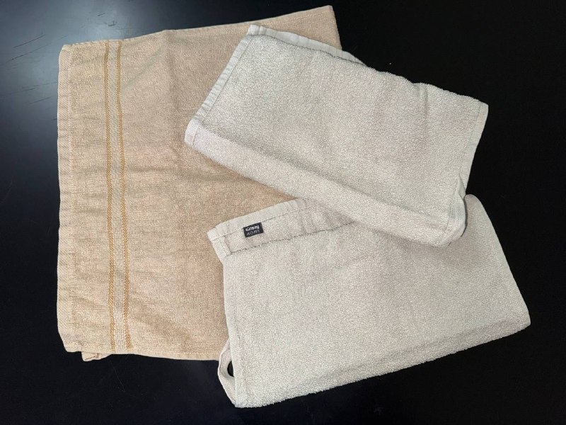 3 Полотенца для рук: темное 40×90см, светлые 30×50см — фото 1