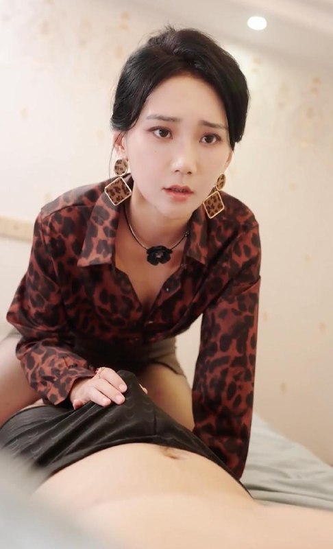 名称：父亲的震惊&我的租客是女继承人&当场出丑&我的租客是千金大小姐（(My Tenant, the Heiress)）（完整版）擦边短剧 陈梓晴、小张星颖