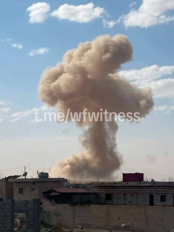 ️🇸🇾 Photos of the explosion of the ammunition warehouse in Ayyash, in the village of Deir Azor.